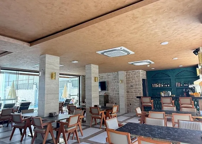 Uestuen מלון דירות
